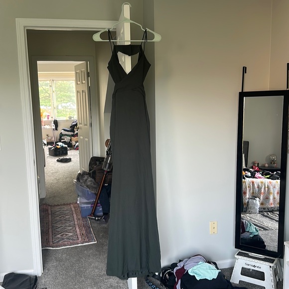 Nwt size 2 bhldn backless dress *dark green* - Picture 1 of 4